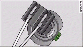 Bulb with connector: The lug on the base of the bulb is highlighted