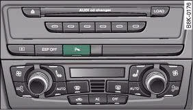 Centre console: Parking aid switch